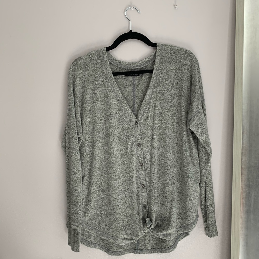 Button Up Casual Top - image 7